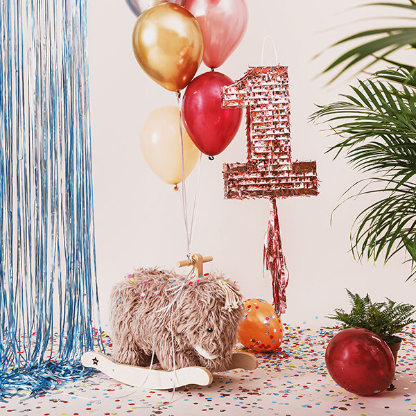 PINATA NUMBER 1 OR ROSE